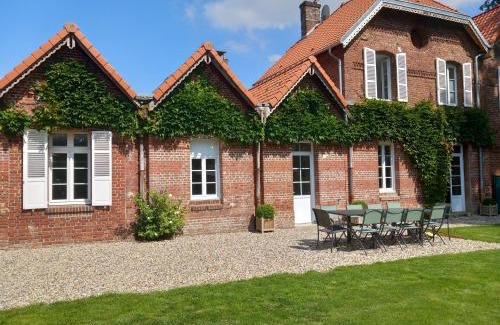 Domqueur House | Le Briquet d'Artois