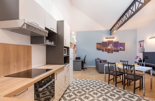 Tourcoing Apartment | Le Business! Appartement Avec Bureau et Imprimante