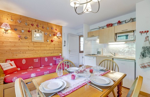 Flumet Apartment | Le cœur des Evettes - One Bedroom Apartment, Sleeps 4