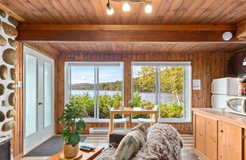 Sainte-Lucie-des-Laurentides Ski Chalet | Le1617 - Quai Privé, Lac-les Chalets Dans le Nord