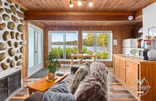 Sainte-Lucie-des-Laurentides Ski Chalet | Le1617 - Quai Privé, Lac-les Chalets Dans le Nord