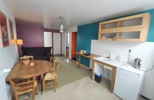 Cressensac Apartment | Le Cactus Orange Appartement 2 à 4 personnes avec entrée indépendante