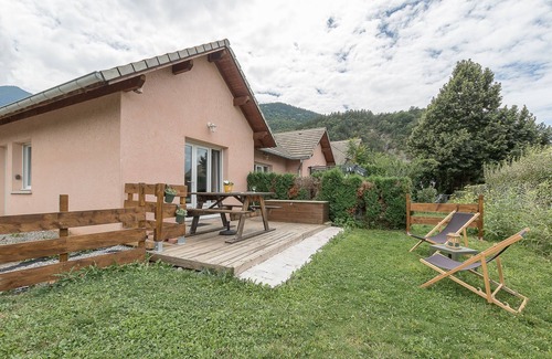 Savines-le-Lac Apartment | Le Cairn du Morgon - Appt vue montagne 4p