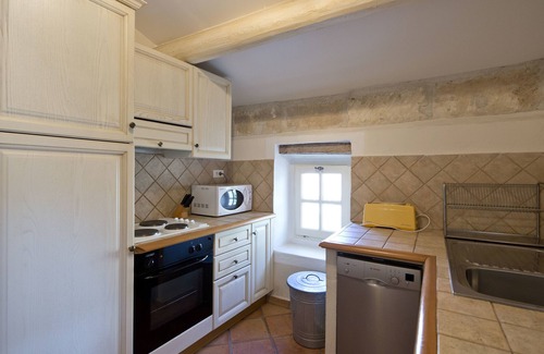 Cadenet Apartment | Le Capitaine