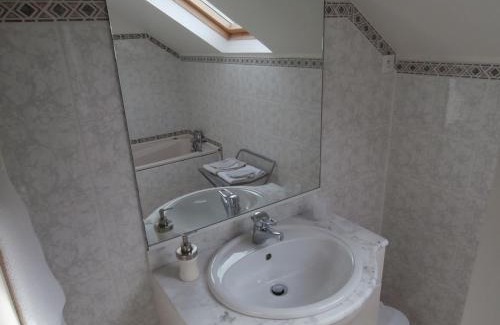 Pont-Saint-Pierre Bed & Breakfast | Le Cardonnet