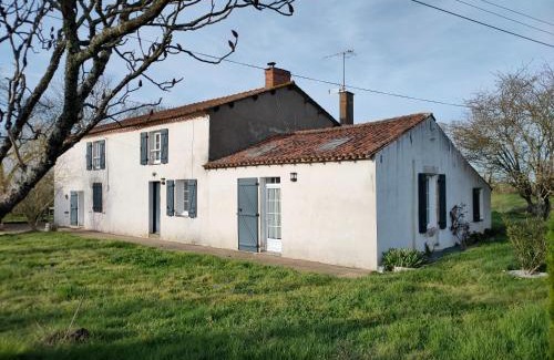 Chantonnay Bed & Breakfast | Le Cardoué, gíte au cœur du bocage vendéen proche Puy duFou