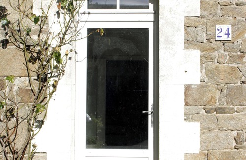 Cancale House | Le Carrouge, a pretty Cancalaise house. Ideal place for a family vacation