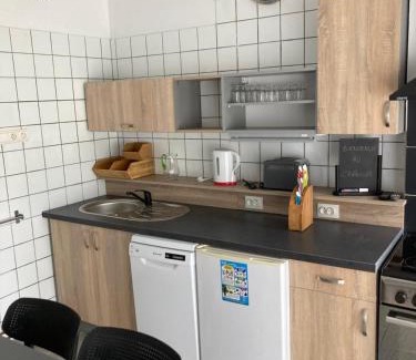 Lacapelle-Biron House | Le Carrouge