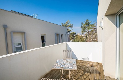 Parc-Chevreul Apartment | Le Carrousel - Bel appartement avec terrasse et parking- SR Loc