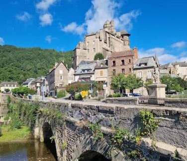 Estaing House | Le Casimir, Maison de campagne à Estaing