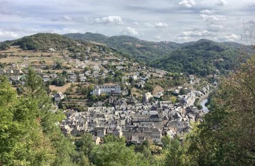 Florentin-la-Capelle Bed & Breakfast | le casino