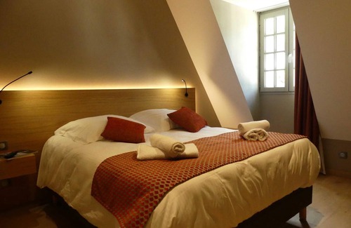 Bagneres-de-Luchon Hotel | Le Castel d'Alti