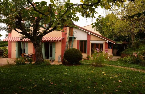 Saint-Just-Saint-Rambert Bed & Breakfast | LE CATALPA