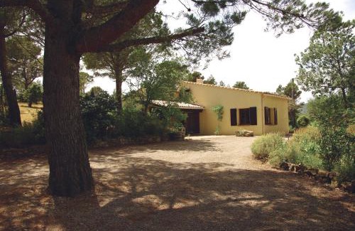 Ribaute House | Le Cers