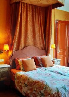 Mazieres-de-Touraine Bed & Breakfast | Le Château du Breuil