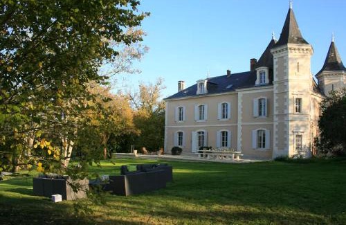 Bourrou Villa | Le Château de Monciaux