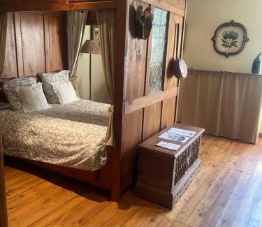Le Mas Raynal Bed & Breakfast | Le Château de Sorgues