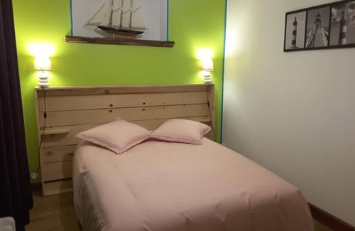 Le Loreur Bed & Breakfast | Le château du bonheur(swimming pool, sauna, jacuzzi, massage)