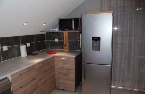 Saint-Clement-sur-Durance Ski Chalet | Le Chalet du Sersas, spacious modern apartment for up to 5 people