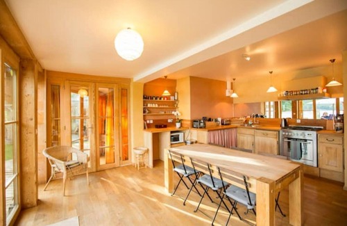 Saint-Julien-du-Verdon Villa | "Le Chalet de Limaginaire" . le Paradis!