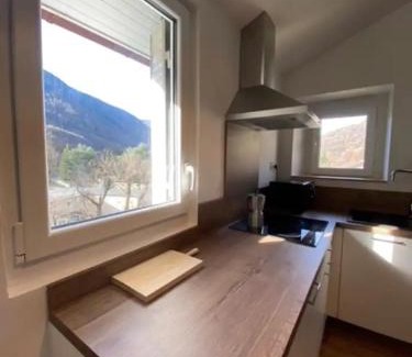 Savignac-les-Ormeaux Apartment | Le Chalet - Appartement 5 personnes avec parking
