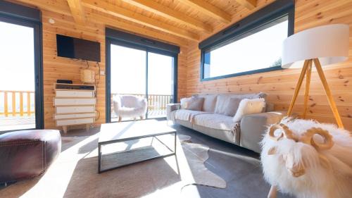 Saint-Anastaise Ski Chalet | Le Chalet de Juliette