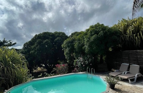 Le Francois House | Le Chalet Tropical 🌴