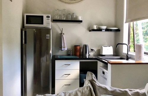 Ostend Apartment | Le Chalet Waiheke Apartments