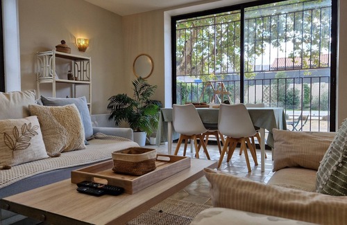 Chasse-sur-Rhone Apartment | Le Champ du Roy