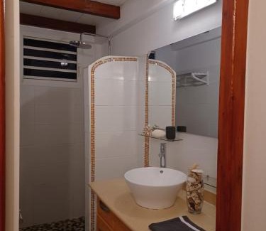 Anse-Bertrand Villa | "Le champs" des oiseaux