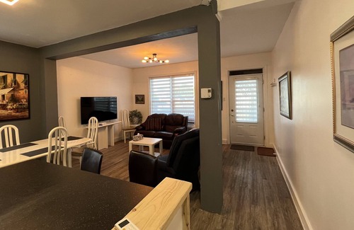 Les Maskoutains Regional County Municipality Apartment | Le Charmant