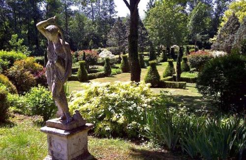 Mezilles Villa | Le Charme