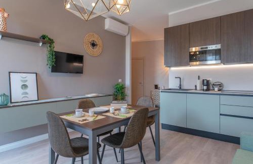 Cavoretto Apartment | Le Chat Suite Lingotto