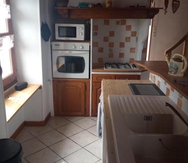 Allevard House | Le Chavannaclub