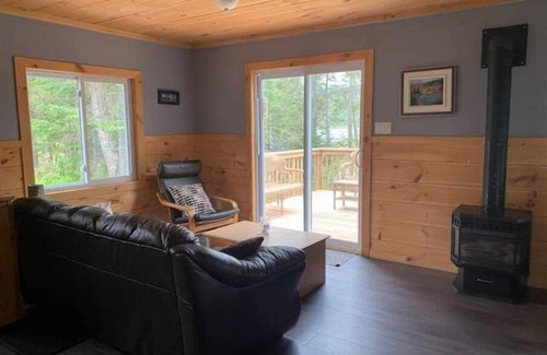 Thorne Cottage | Le Chillin’ in the Hills