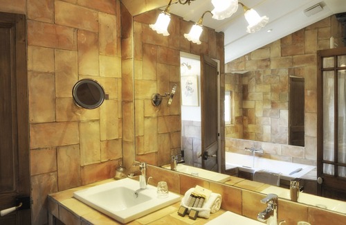 Grignan Hotel | Le Clair de la Plume - Teritoria