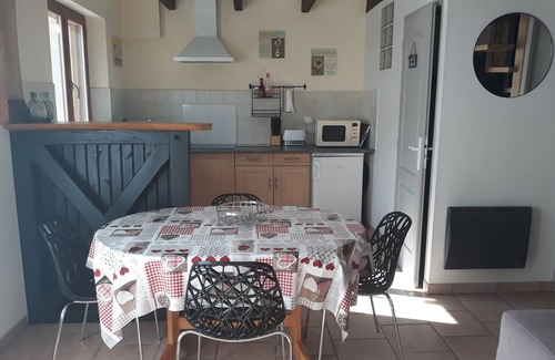 Azet House | Le Clos d' Azet, Small house near St-Lary-Soulan and Val Louron with WiFi