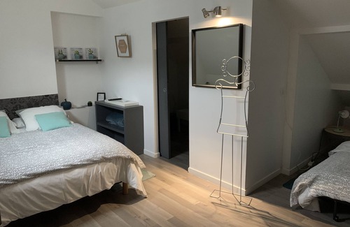 La Tour-du-Pin Bed & Breakfast | Le Clos De La Tour