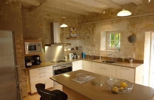 Noizay Cottage | Le Clos de Venise, enchanting manor house surrounded by vineyards, near Vouvray