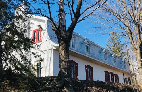 Chateau-Richer Ski Chalet | Le Clos des Brumes Chalet