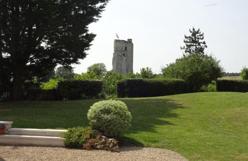 Scorbe-Clairvaux House | Le Clos des Champis