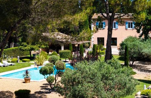 Graveson Bed & Breakfast | Le Clos des Cyprès Maison d'hôtes de charme - Diner Gourmet & Bien-être