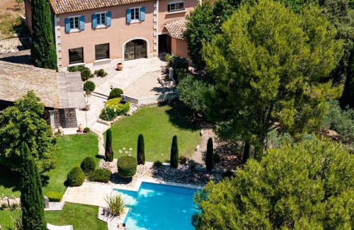 Graveson Bed & Breakfast | Le Clos des Cyprès Maison d'hôtes de charme - Diner Gourmet & Bien-être