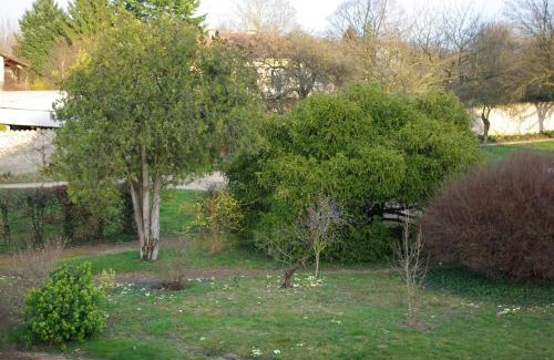 Taponas Bed & Breakfast | Le Clos des Tanneurs
