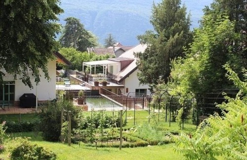 Brison-Saint-Innocent House | LE CLOS DES BURGONDES - gite GONDEBAUD