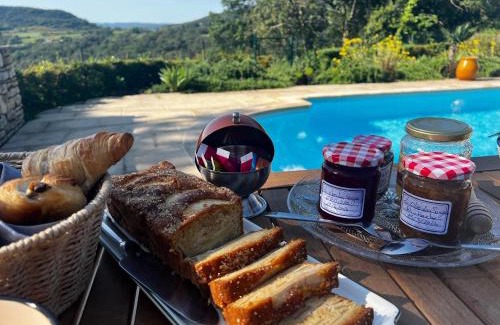 Saint-Christol-de-Rodieres Bed & Breakfast | Le clos des songes.