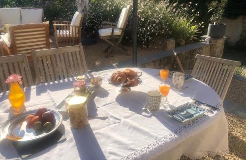 Fontaine-Milon Bed & Breakfast | Le Clos Marie