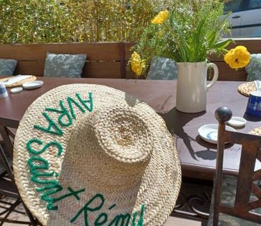 Comps House | Le Clos Olives