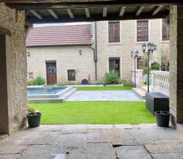 Corcelles-les-Monts Villa | Le Clos Papillon