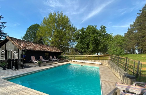 Eyliac House | Le Clos Romantic, charming house on a hill in a 7-acre park